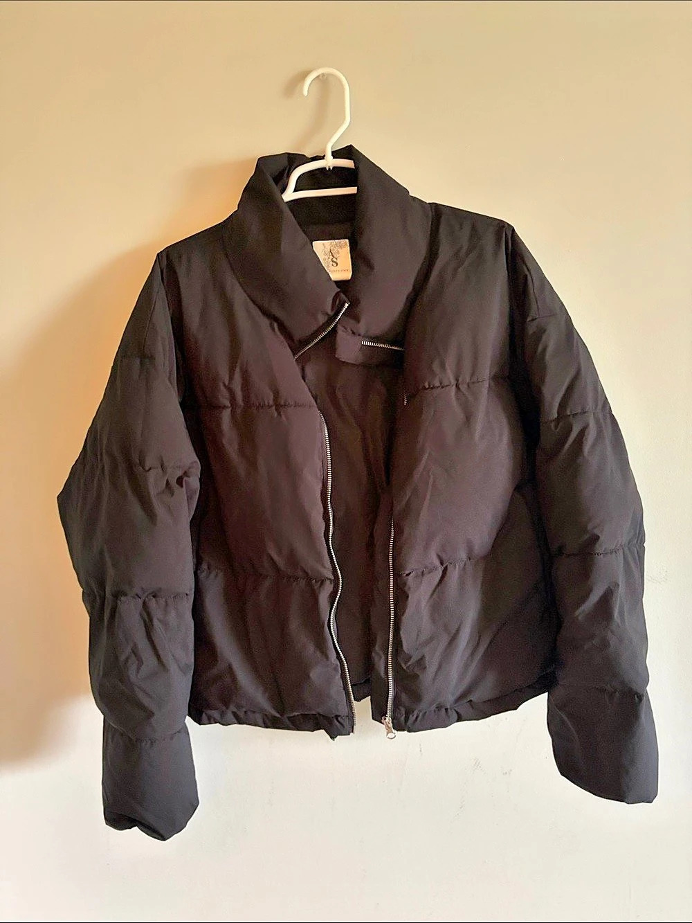 Altard State Women's Black Puffer Jacket XL Like New